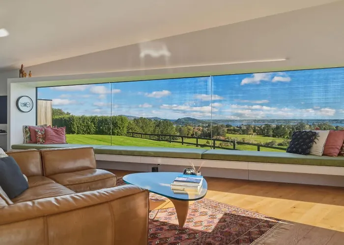 Slice Of Paradise - Swimming Pool Pool & Country Views
